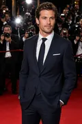 Red Carpet Premiere: AI Hollywood & Fashion example
